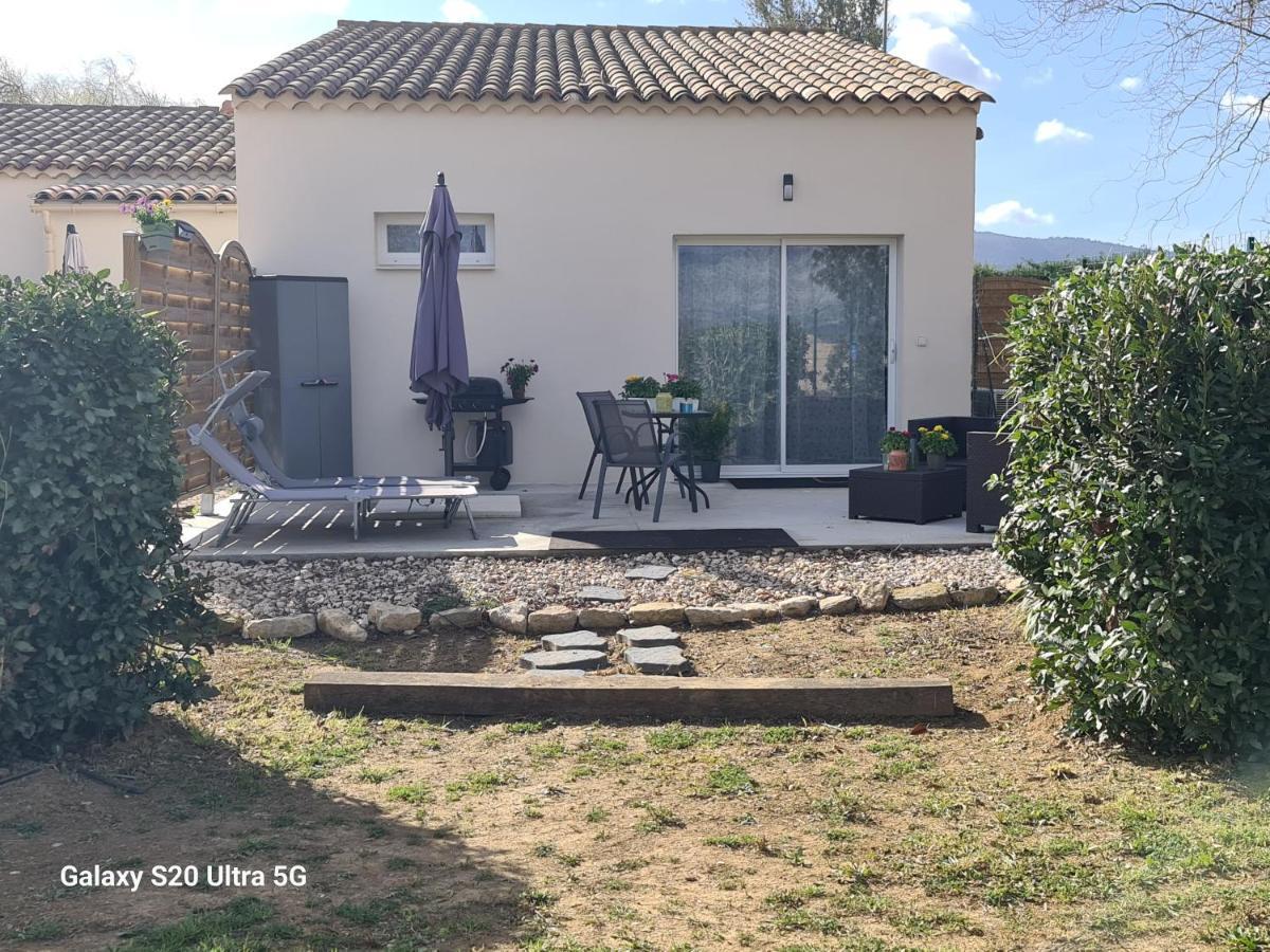 Mas Gabelys Superbe Vue Sainte Victoire Jardin Terrasse Et Piscine Apartman Trets Kültér fotó