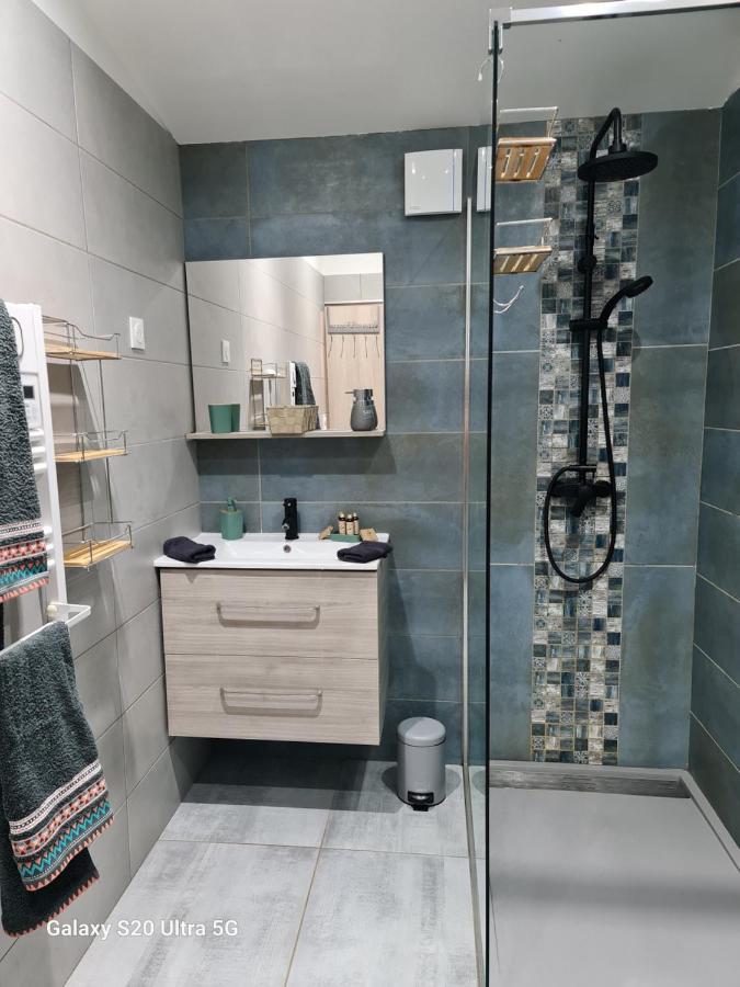 Mas Gabelys Superbe Vue Sainte Victoire Jardin Terrasse Et Piscine Apartman Trets Kültér fotó