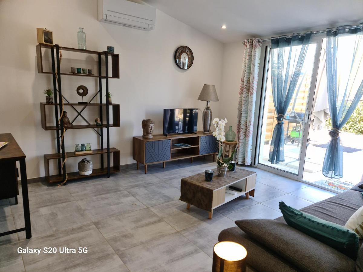 Mas Gabelys Superbe Vue Sainte Victoire Jardin Terrasse Et Piscine Apartman Trets Kültér fotó